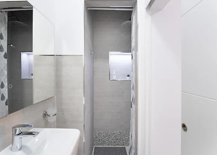 Room's La Tosquita